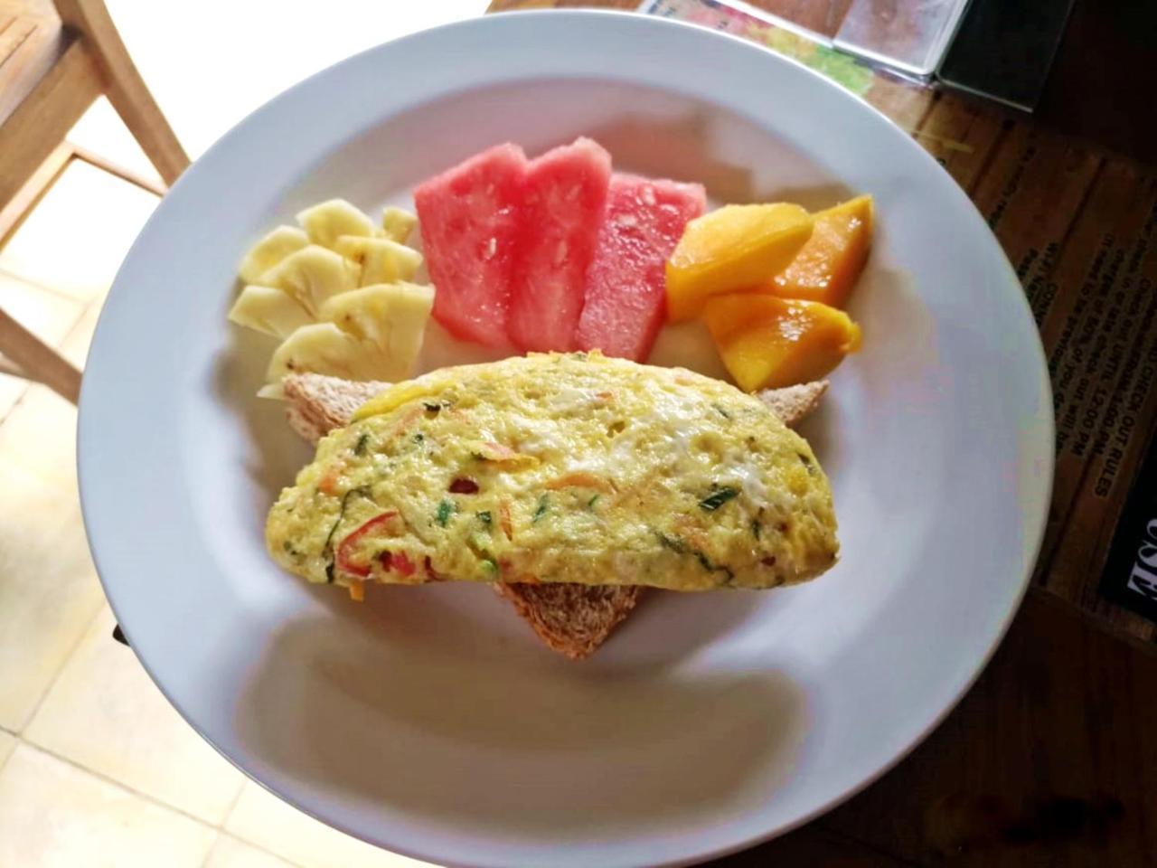 Tuga Guest House Ubud Экстерьер фото
